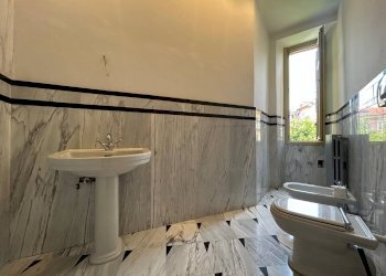 Quadrilocale Viale degli Angeli, Cuneo (zona Centro) - foto 7