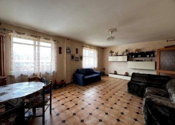 Four-room apartment Via Vecchia di Cuneo, 93, Beinette - photo 9