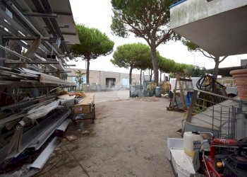Shed Viale Dell'Industria, Riccione - photo 13