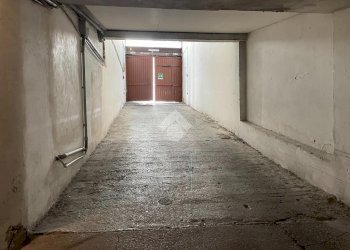 Trilocale Via G.B.Borghesi, Parma (zona Centro Storico) - foto 35