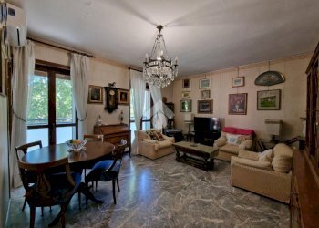 Three-room apartment Piazza S. Giovanni Battista alla Creta, Milano (neighborhood Inganni) - photo 5