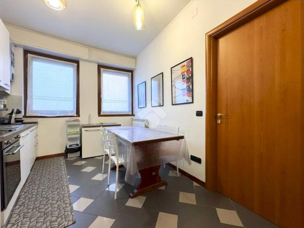 Two-room apartment Piazza Dergano, Milano (neighborhood Dergano) - photo 3