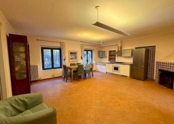 Three-room apartment Via Giorgio Merula, Milano (neighborhood Ronchetto Sul Naviglio) - photo 1