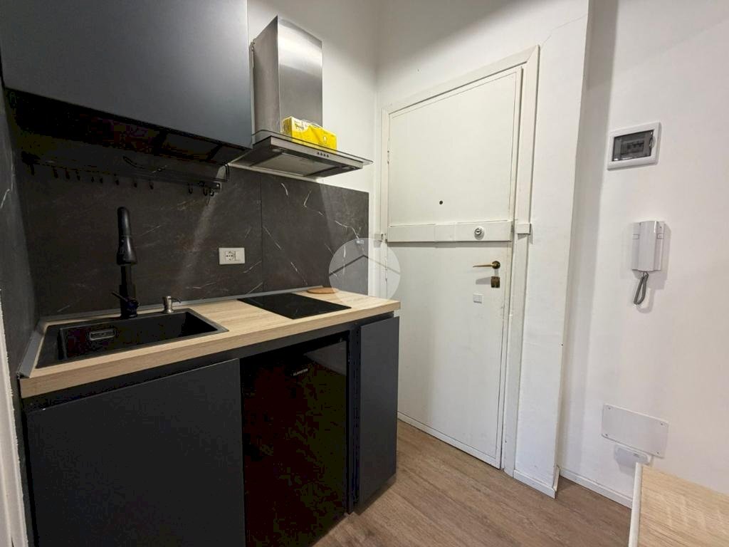 One-room apartment Piazza Napoli, Milano (neighborhood Giambellino) - photo 2