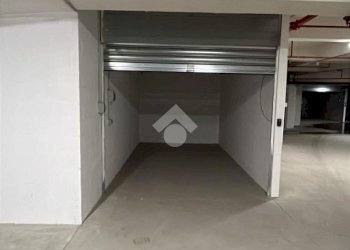 Box Via Sagra Di San Michele, Torino (zona Pozzo Strada) - foto 4
