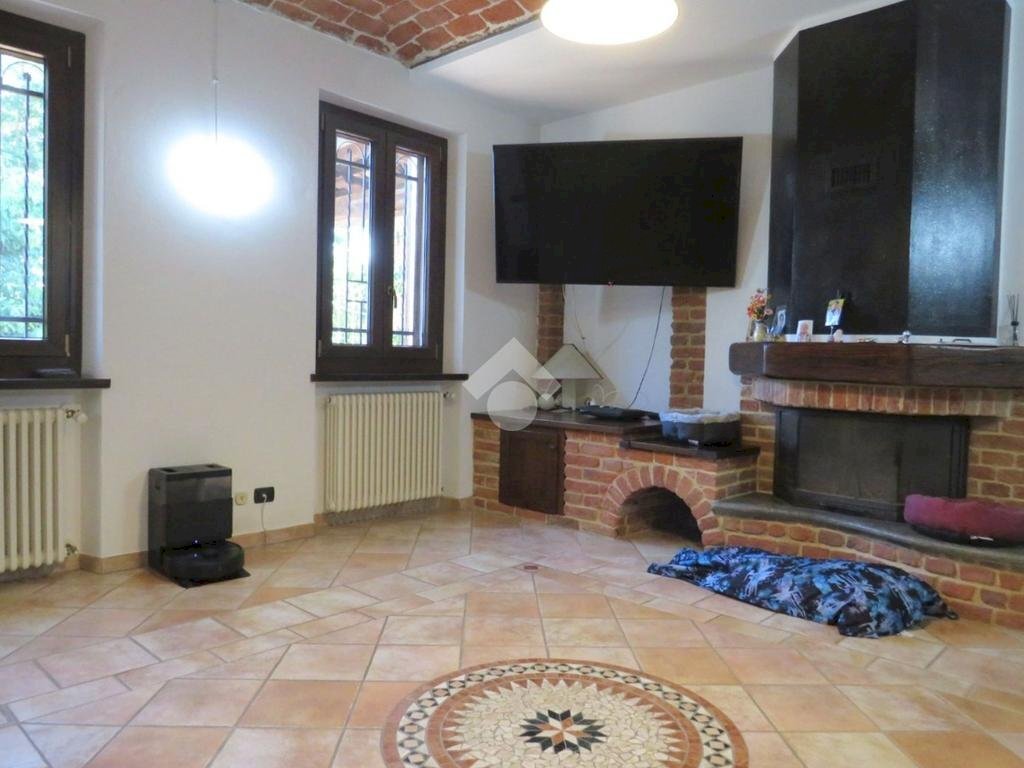 Semi-detached house Frazione Castiglione, Asti - photo 3