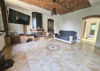 Semi-detached house Frazione Castiglione, Asti - photo 2