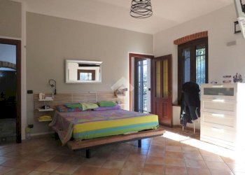 Semi-detached house Frazione Castiglione, Asti - photo 8