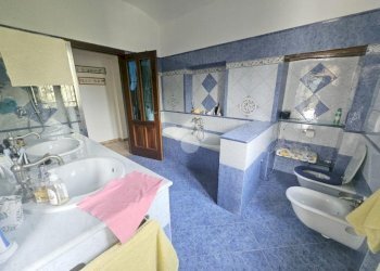 Semi-detached house Frazione Castiglione, Asti - photo 15