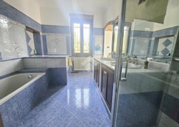 Semi-detached house Frazione Castiglione, Asti - photo 16