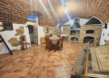 Semi-detached house Frazione Castiglione, Asti - photo 18