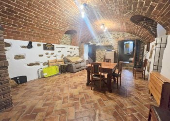Semi-detached house Frazione Castiglione, Asti - photo 19