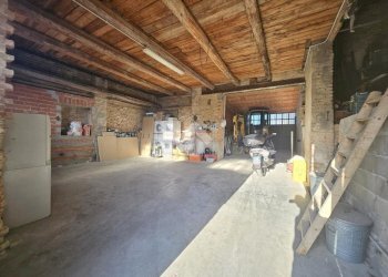 Semi-detached house Frazione Castiglione, Asti - photo 27