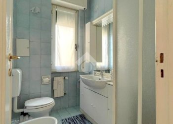 Four-room apartment Via Napoli, Genova (neighborhood Oregina) - photo 12