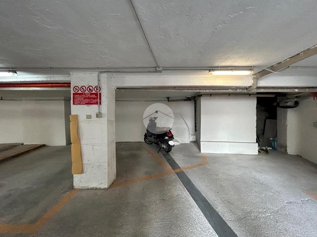 Posto Auto Via Pippo Garibaldi, Savona (zona Villapiana) - foto 1