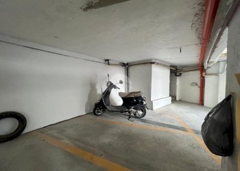 Posto Auto Via Pippo Garibaldi, Savona (zona Villapiana) - foto 2