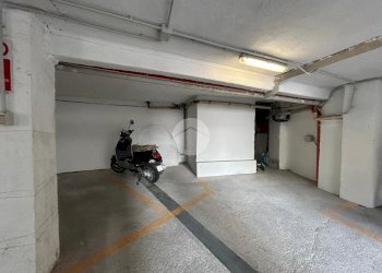Posto Auto Via Pippo Garibaldi, Savona (zona Villapiana) - foto 4
