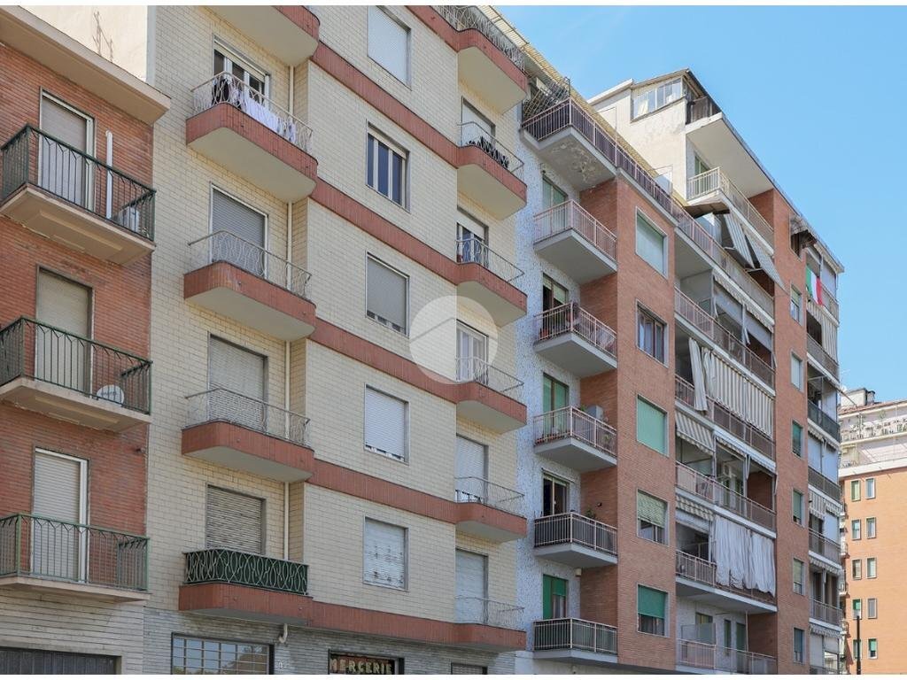 Three-room apartment Via Borsi, Torino (neighborhood Lucento) - photo 1