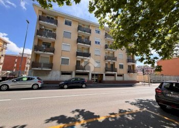 Monolocale Viale Giulio Cesare, Novara - foto 1