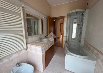 Four-room apartment Via cairoli, Legnano - photo 14
