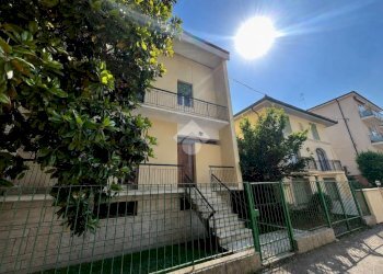 Casa indipendente Via Monte Nero, Ravenna - foto 2