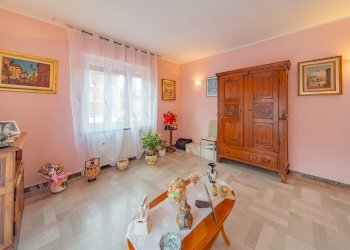 Four-room apartment Via Roma, Caraglio - photo 10