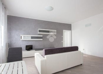 Two-room apartment Via IV Novembre, Vimodrone - photo 4