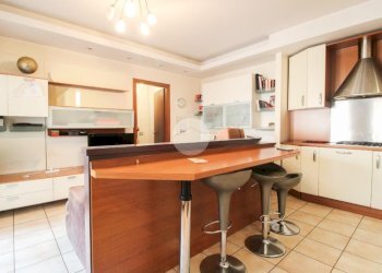 Two-room apartment Via Alemanni, Cusano Milanino - photo 4