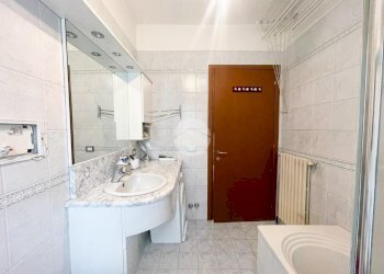 Two-room apartment Via Alemanni, Cusano Milanino - photo 18