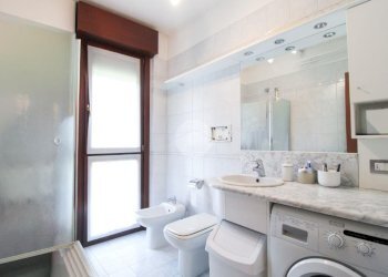 Two-room apartment Via Alemanni, Cusano Milanino - photo 20