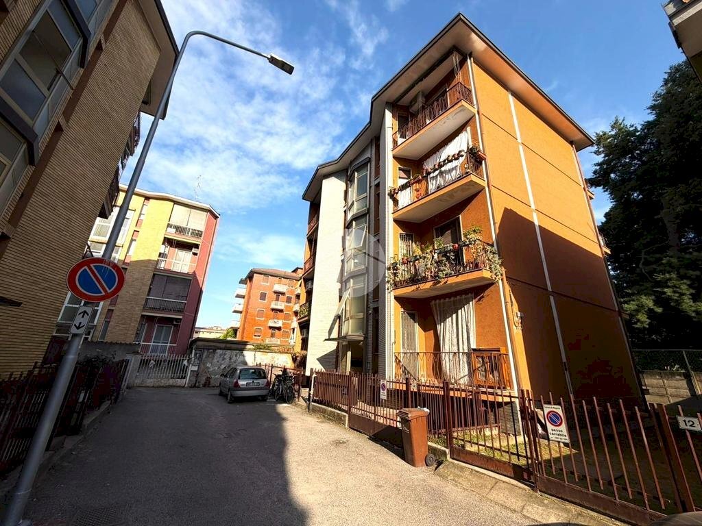 Trilocale Vicolo Sant'Ambrogio, Magenta - foto 1