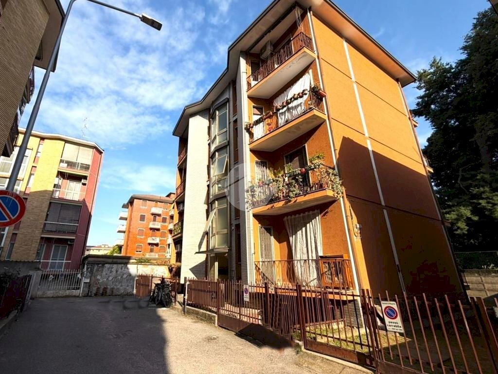 Trilocale Vicolo Sant'Ambrogio, Magenta - foto 1