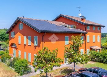 Three-room apartment Via ospitaletto, Rubiera - photo 1