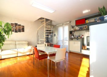 Three-room apartment Via Magenta, Rho - photo 1