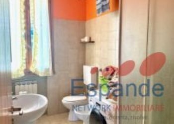 Two-room apartment Gaggio Montano - photo 22