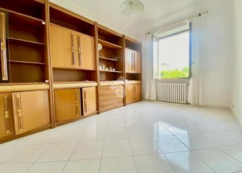 Four-room apartment Via Ramiro Ginocchio, Novi Ligure - photo 1
