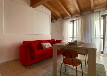 Salone - Appartamento via Eugenio Cantoni, Castellanza - foto 17