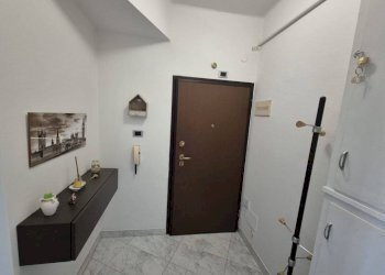 Ingresso - Three-room apartment via Giacinta Pezzana, Bologna (neighborhood San Donato) - photo 5