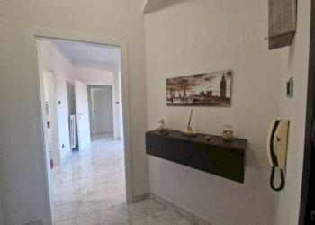 Ingresso - Trilocale via Giacinta Pezzana, Bologna (zona San Donato) - foto 6