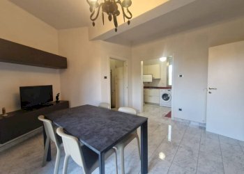Salone - Three-room apartment via Giacinta Pezzana, Bologna (neighborhood San Donato) - photo 16