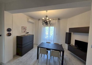 Salone - Three-room apartment via Giacinta Pezzana, Bologna (neighborhood San Donato) - photo 50