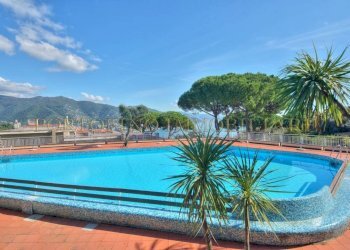 Piscina - Two-room apartment via ai Castagneti, 23, Rapallo - photo 1