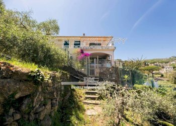 Facciata - Three-room apartment via Montemezzana, Rapallo - photo 28