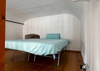 Disimpegno - Two-room apartment vico della Croce Bianca, Genova (neighborhood Centro Storico) - photo 5