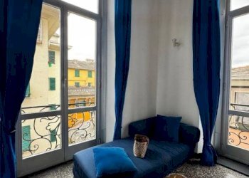 Sala da pranzo - Two-room apartment vico della Croce Bianca, Genova (neighborhood Centro Storico) - photo 6