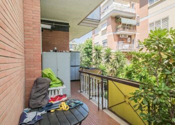 Terrazzo - Three-room apartment via Luigi Capuana, Roma - photo 10