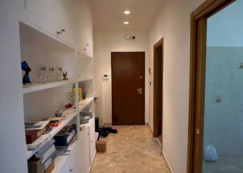 Ingresso - Bilocale via Vasco De Gama, 2, Genova (zona Sampierdarena) - foto 2