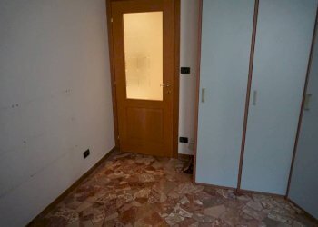 Stanza non arredata - Bilocale via Vasco De Gama, 2, Genova (zona Sampierdarena) - foto 7