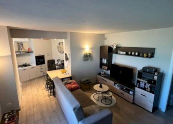 Salone - Appartamento via Giuseppe Garibaldi, Guarene - foto 3
