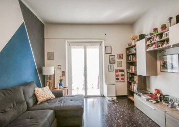 Soggiorno - Trilocale via Pasquale Berghini, Genova (zona Marassi) - foto 7